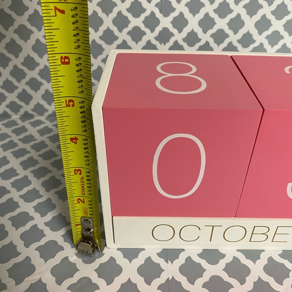 Desk accessories - Picture 6 of 8